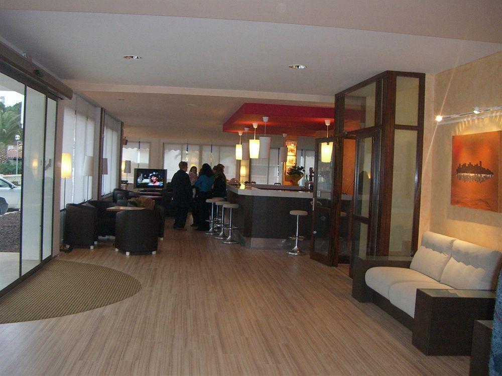 Bay Hotel Roses Bagian luar foto